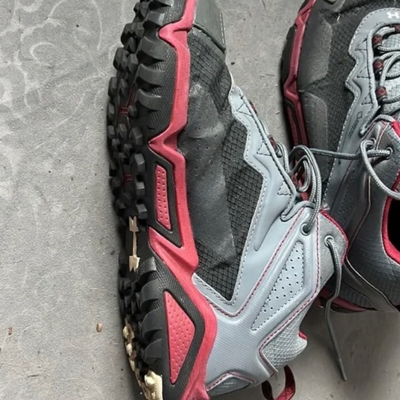 Under Amour hiking boots size 11 - Picture 6 of 6